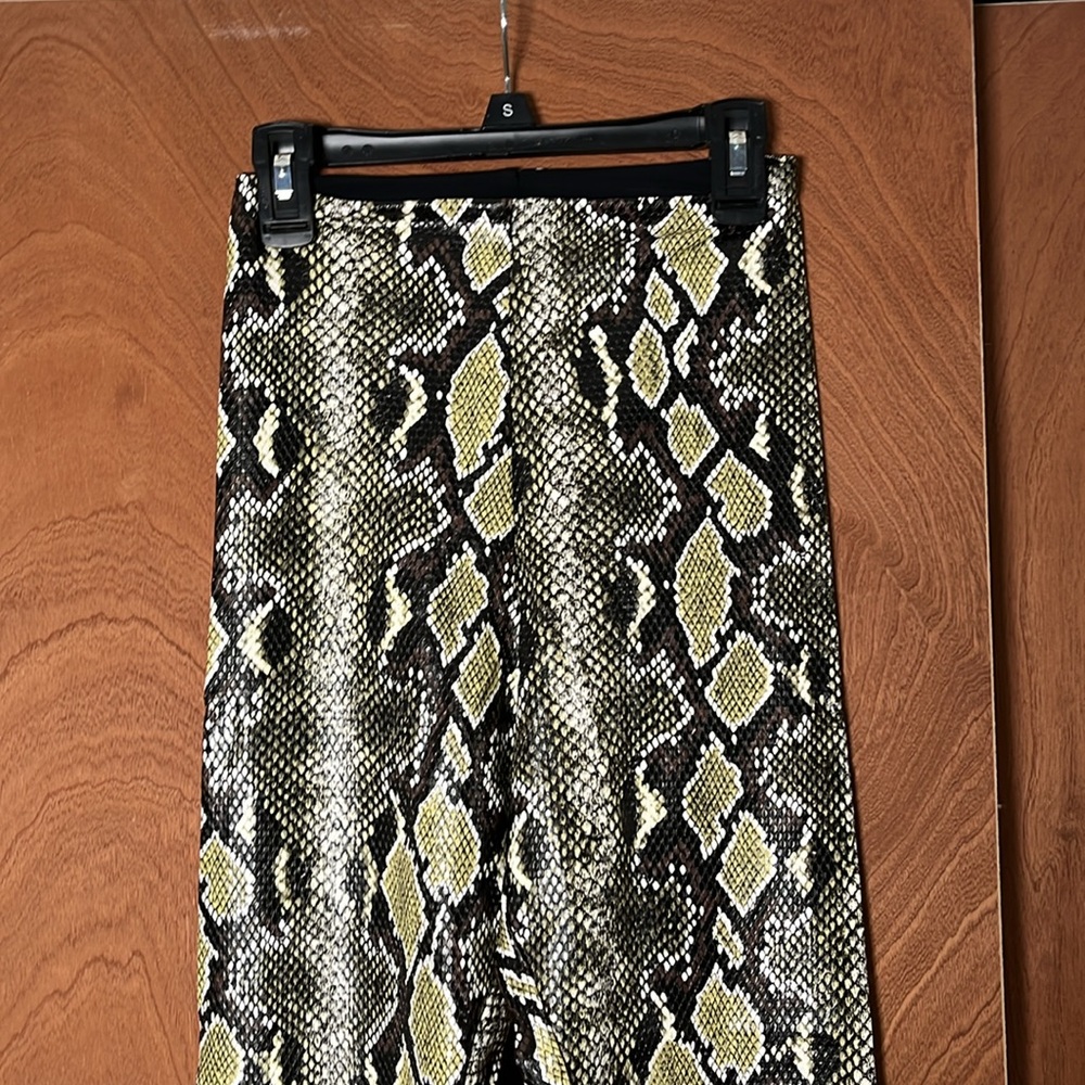 Commando Snakeskin Pattern Leggings - image 5